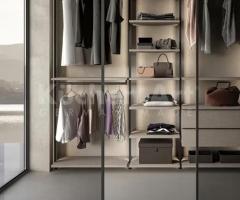 Dressing Linéaire Vertical avec Porte Coulissante en Verre | Design minimaliste - 4
