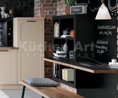 Cuisine couleur Crème-Magnolia Rustique Moderne avec Fonctionnalités Pratiques et Coin Bureau - 4