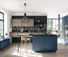Îlot de Cuisine Bleu avec Places Assises : Élégance Moderne et Flexibilité - 2